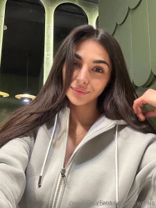 Click here - rosy_mur this cutie is online and horny show her some part 672