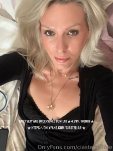 The full moon makes me go howling at the stars on my vip page