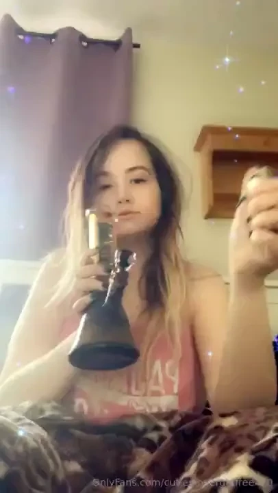Afternoon tokes from me to you jamming to some atmosphere this 