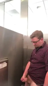 You guys prob saw this one back in the tumblr days busting a load in