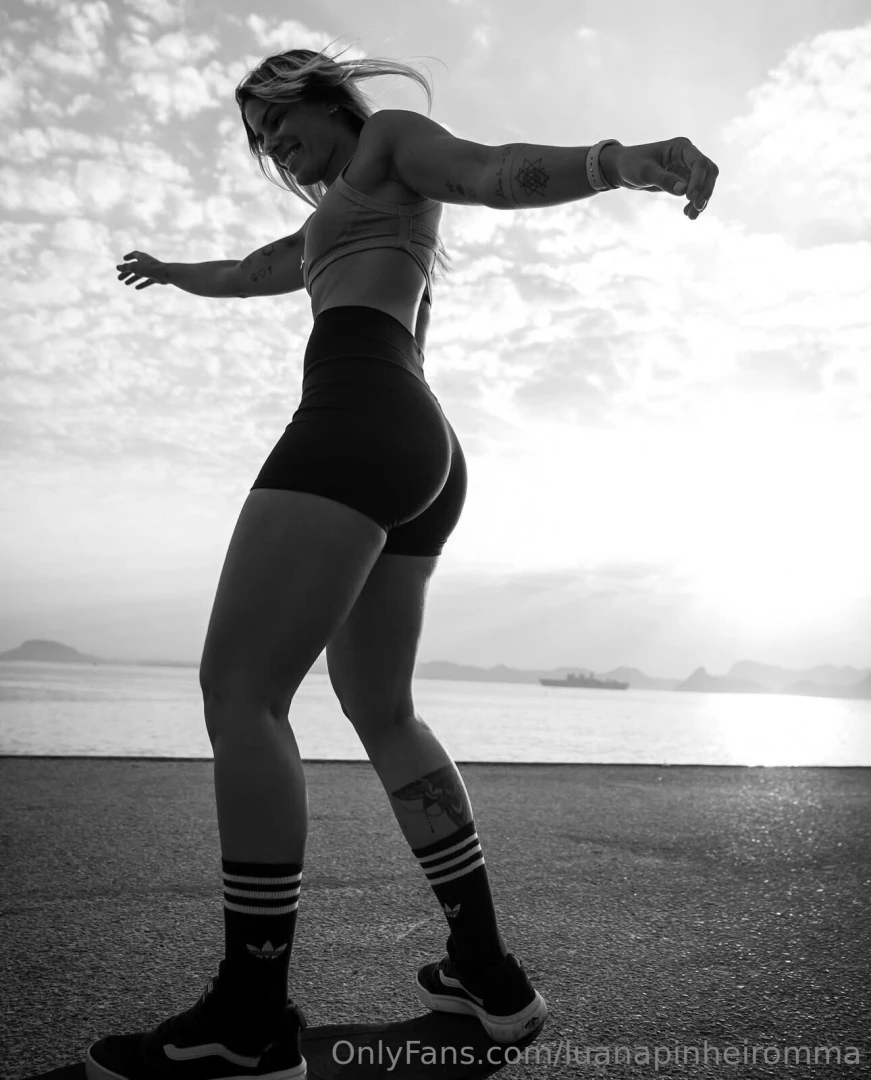 I miss riding my skateboard and taking cool photos 