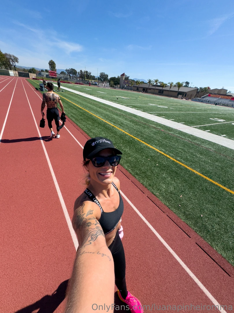 We have a fight contract today was a day for running and sparring let 