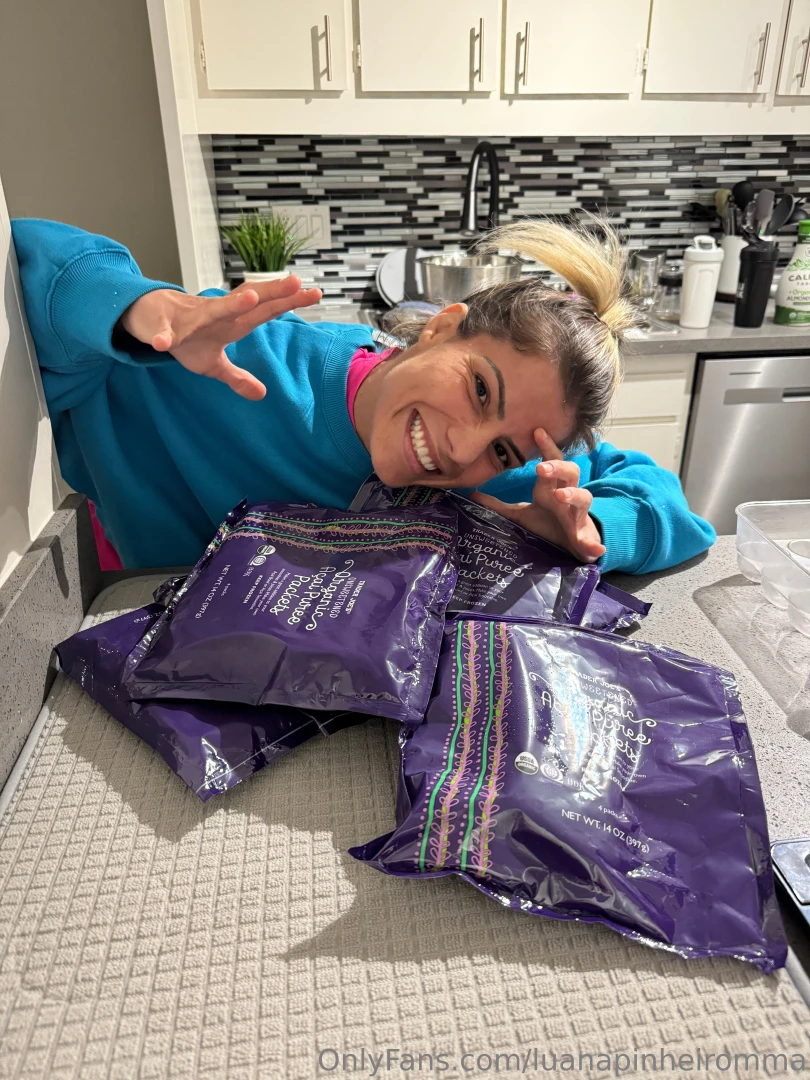 Restocking my breakfast a aaaaaa 