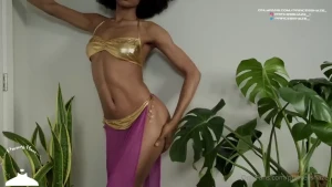 Worked up some sweat in this double dildo masturbation video enjoy