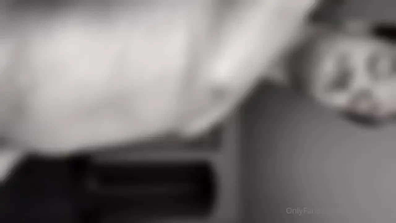 Check your dm for a jerk off session with me and an up close cum shot 