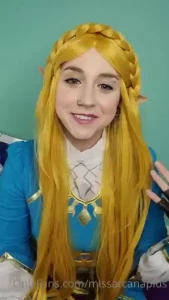 First of like 7 zelda videos this is short little one while i was