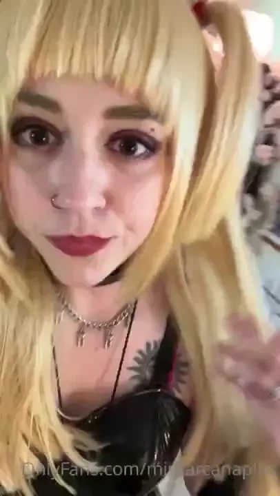 33-49 when i m not writing names in my death note i m drawing doodles 