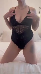 Happy wednesday my favourite pervs hope this helps get you through the