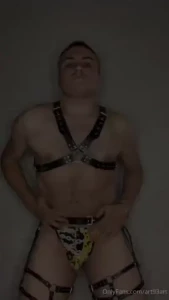 Baby enjoy the hot body i m ready to realize your fantasies to order a