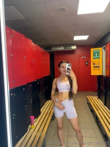 The world is too serious i m not