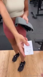 Fucked a stranger from the gym what can i say i was alone at the hotel