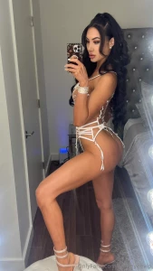 Top or bottom reply quick i might just send