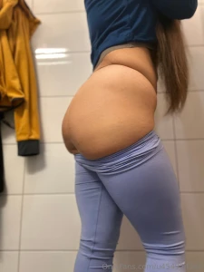 Who doesn t love a booty latina naturalbody naturakbooty part 2
