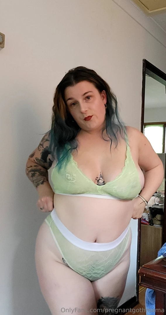 Want my big natural jugs 