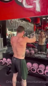 Dude s got a greek god-like physique that s hotter than a jalapeno in
