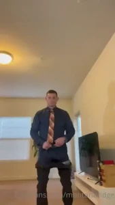 Wedding crasher daddys home an ready to fuck who wants more strip