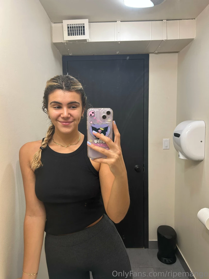 At yoga and forgot my bra 