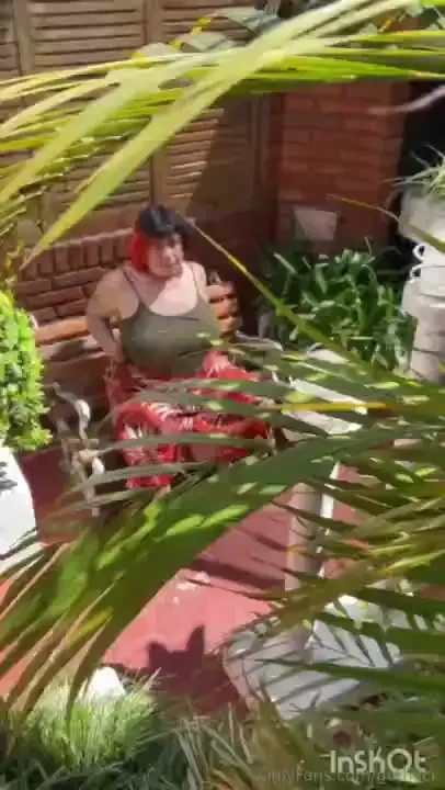 I luv getting naughty in public what would u do if i flashed u like 