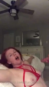 Watch me take a hot load right in my mouth please like all my posts