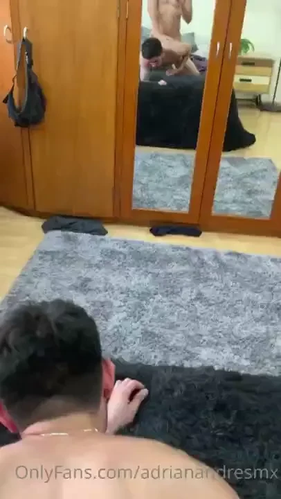 El culo de richnvz estaba tan h medo que mi verga entr sin problema 