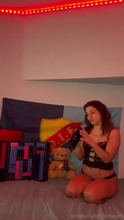 Lucka nummer 11 var ju tvungen att prova dom helt naken 