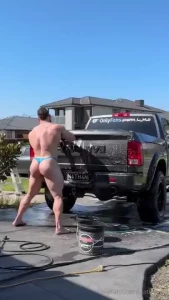 Imagine living in my street and seeing me wash my car like this what