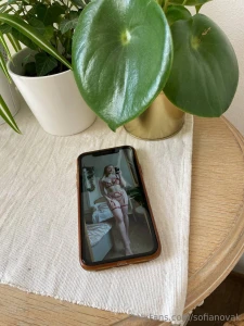 I hope my phone never gets stolen the pics on my phone are not made