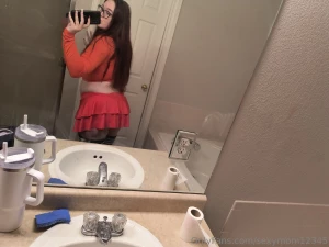 Who doesn t love a good velma outfit part 1