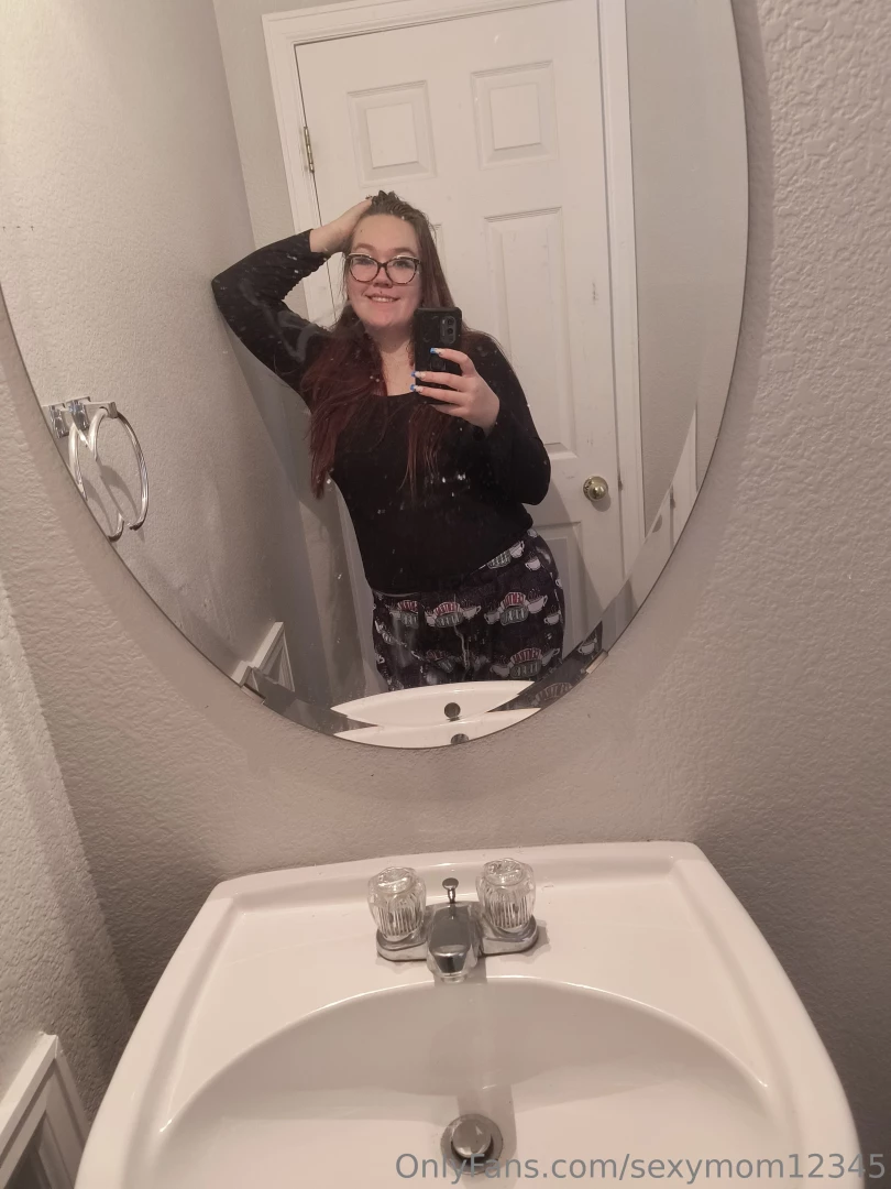 Good morning everyone just waking up and i m still a bad mama jamma 