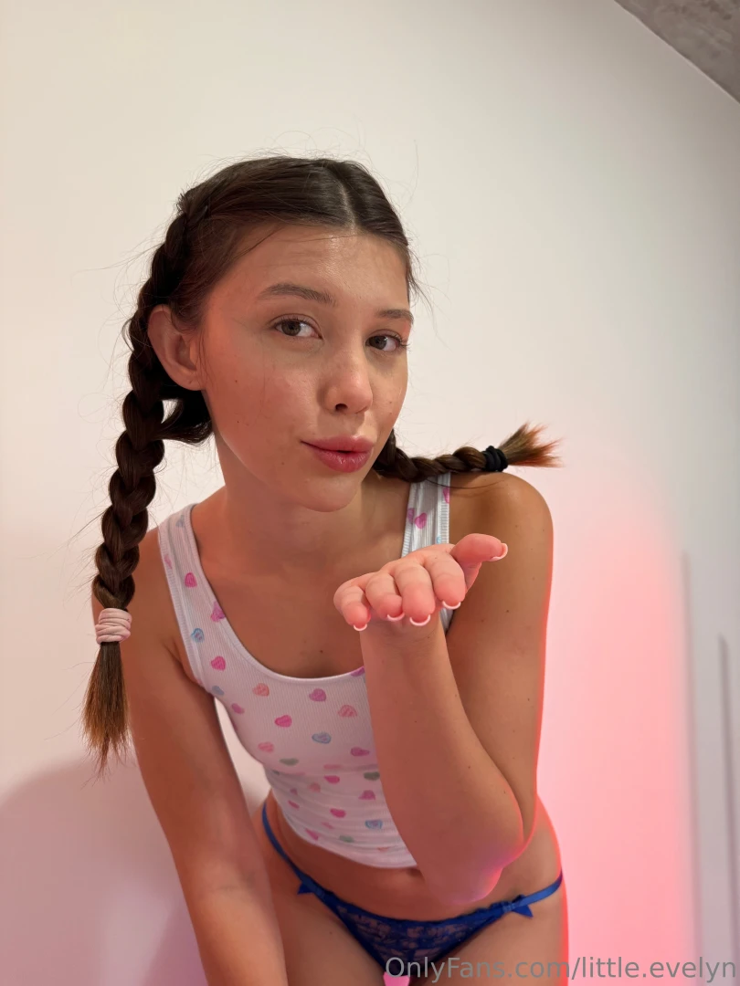 One more glance and i m yours 