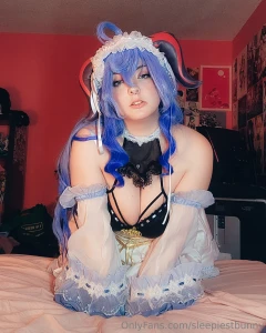 Maid ganyu missed a spot weighted nipple clamp punishment part 1