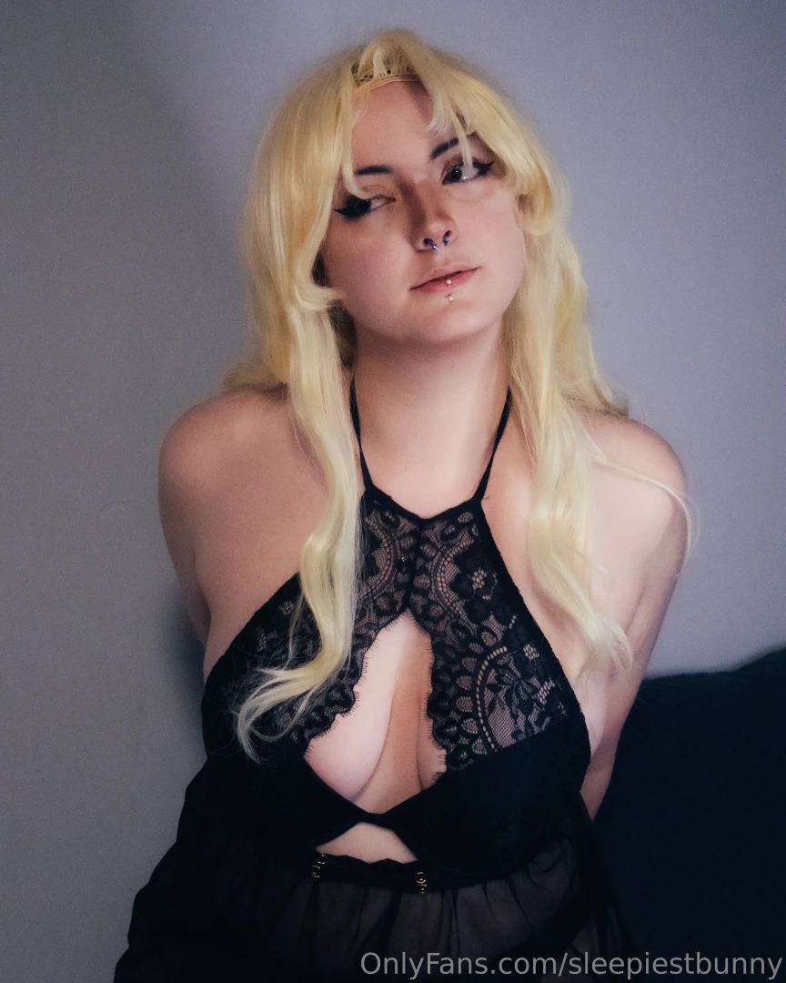 Anyone still into mystic messenger of course i had to cosplay the 