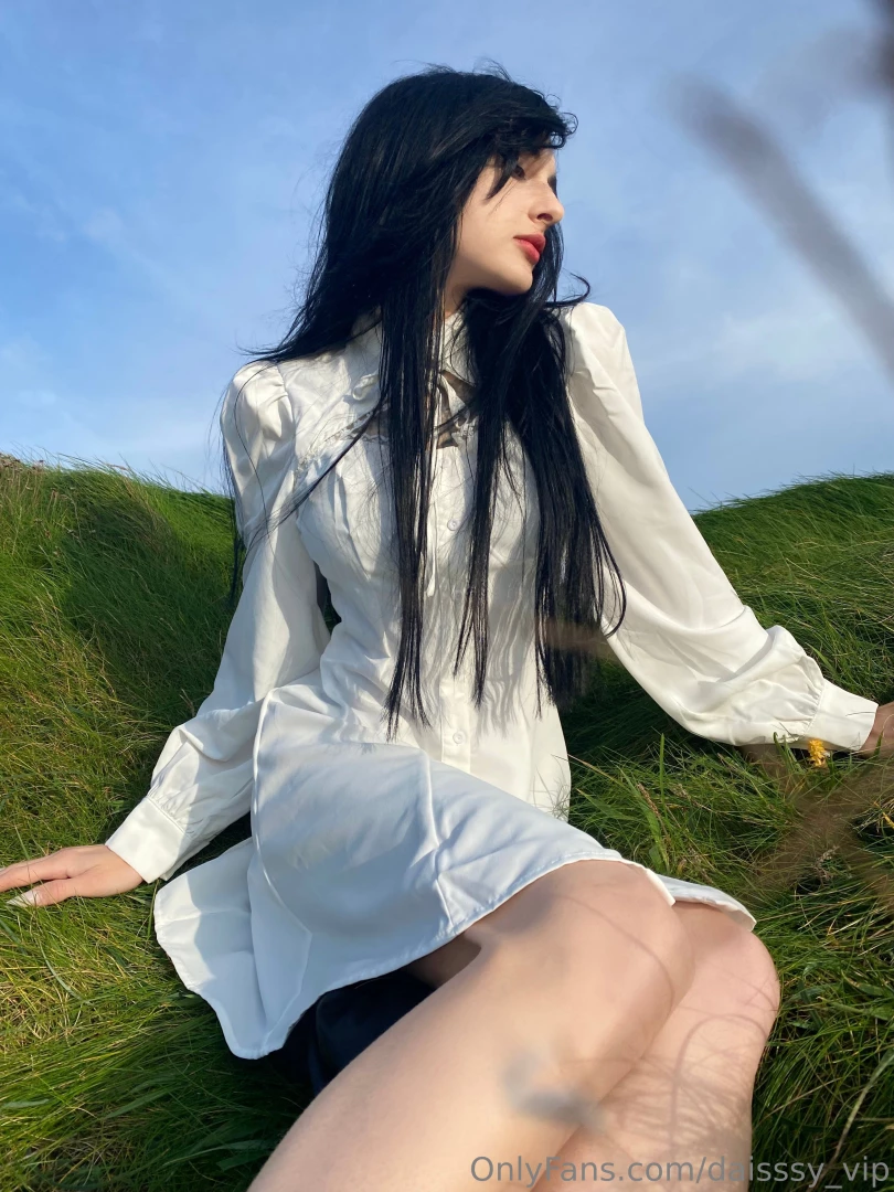 My image today is the embodiment of tenderness and sophistication a 