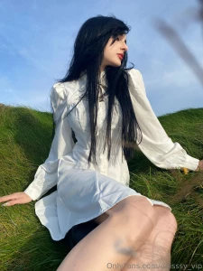 My image today is the embodiment of tenderness and sophistication a