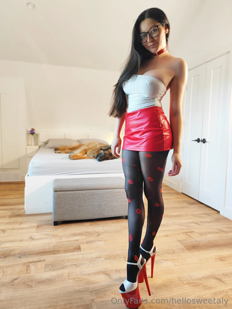 1221 - white strapless top red leather skirt black pantyhose with red 