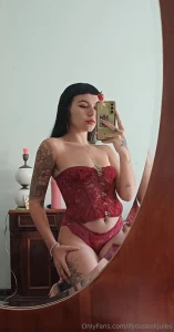 Your resistance to my beauty crumbles and you can t resist the