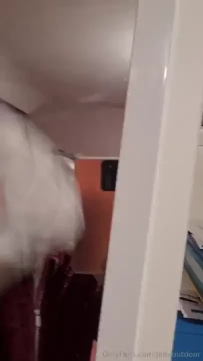 Cleaning wednesday naked toohot 