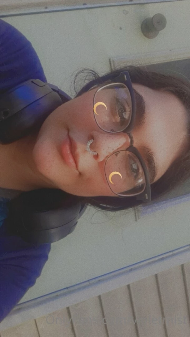 Got a new nose ring 