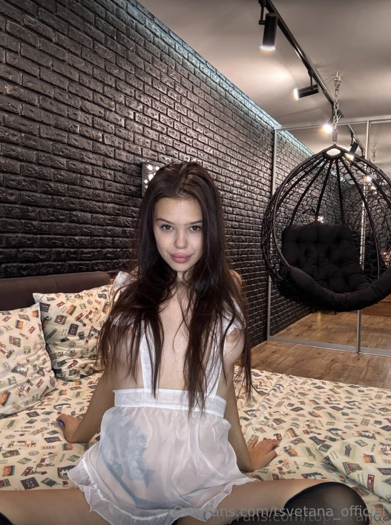 Omg topmiranda wants you i heard this slut likes hard cocks don t miss part 42 