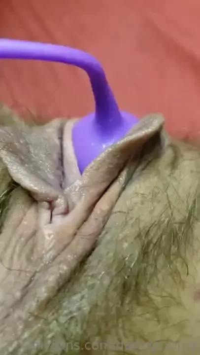 Pushing kegel balls out of my pussy 