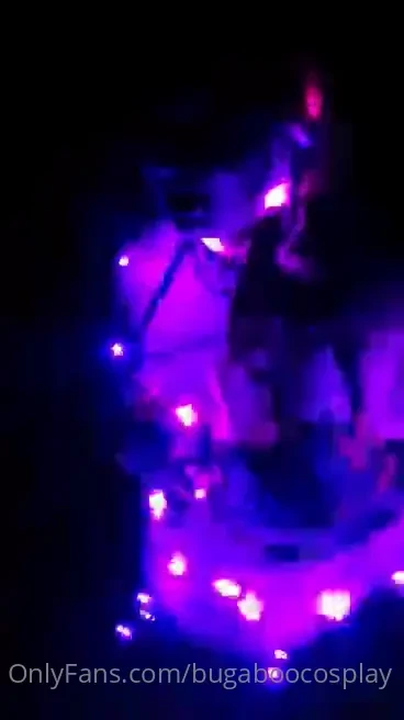 Loved the idea of using lights for my halloween ivy but sadly the 