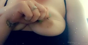 Mmm hotel play who wants to join me