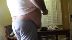 Sloppybear600 needed some rest after eating a ton for me