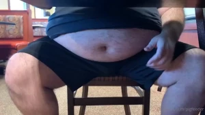 After the buffet i had to get my hands on sloppybear600 so hot to rub