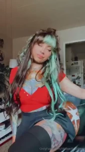 I like to stream without panties what can i say now come support me