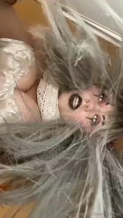 25 mins - the monster under your bed wants to play hey you this video 