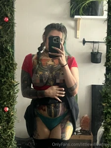 Im gonna take myself on a date - what do you think of my outfit part 1