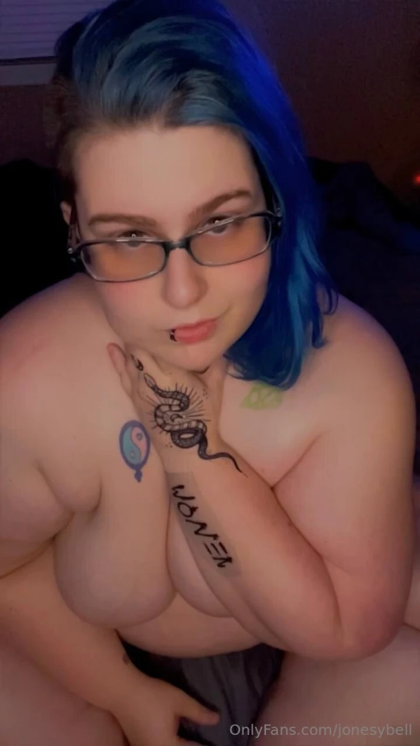 Come check out this gorgeous goddess ssbbw queer switch alternative part 1 
