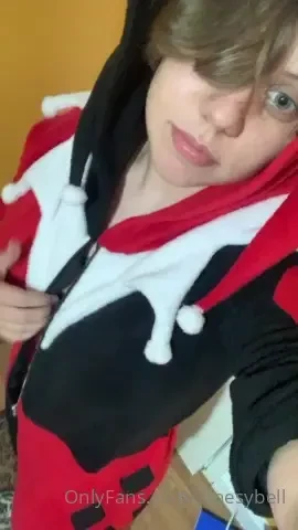 I have a little obsession with harley quinn but i do just love outfits 