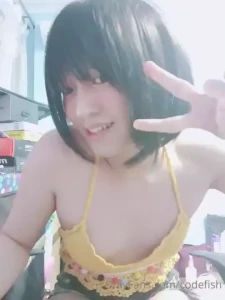 I bought this yellow top recently not gonna lie it s kinda lewd have
